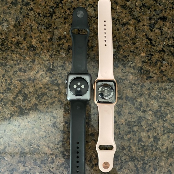 COPY - Apple Watch(S) series 3 & 4. READ DISCRT - Picture 4 of 6